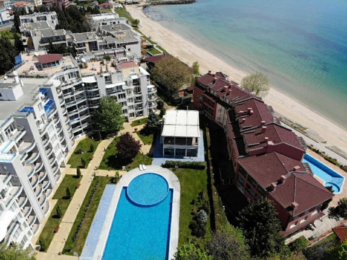 Oazis Cozy Beach Apartment Равда Экстерьер фото