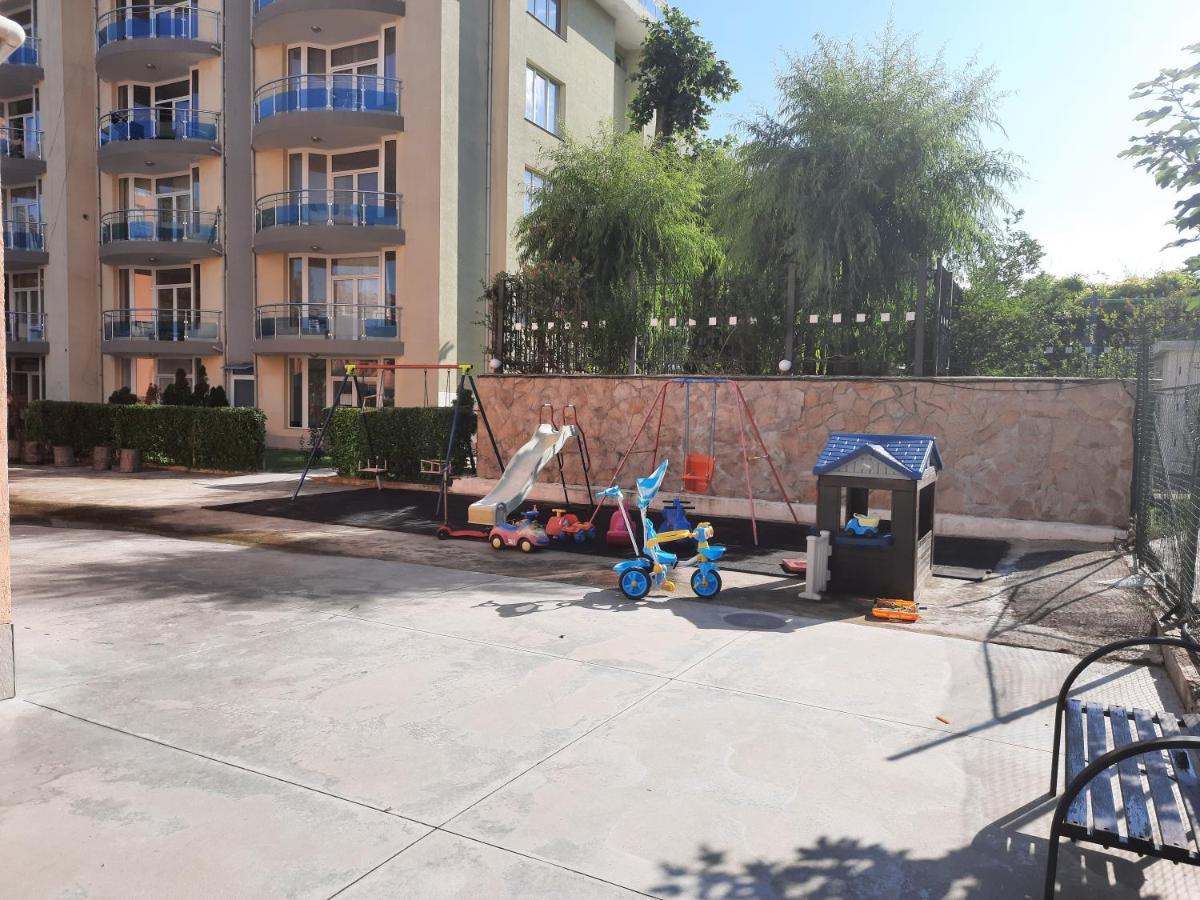 Oazis Cozy Beach Apartment Равда Экстерьер фото