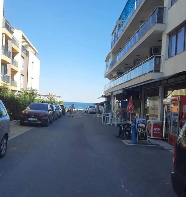 Oazis Cozy Beach Apartment Равда Экстерьер фото
