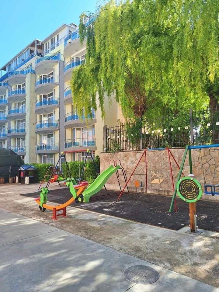 Oazis Cozy Beach Apartment Равда Экстерьер фото
